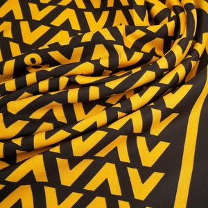 Foulard en soie pure pour femmes foulard imprimé femmes mode foulard carré en soie Logo personnalisé Hijab en soie - Product Image 4