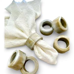 Anillos para Servilletas con Aspecto de Cuerno Pulido y Grano Natural Sutil para una Decoración Elegante y Única - Product Image 1