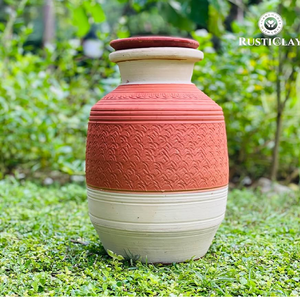 Dispensador de agua de terracota cilíndrico alto con tapa y grifo plateado-Purificador de agua de arcilla natural y enfriador con base - Product Image 6