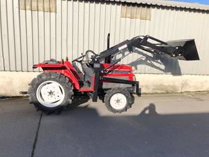 Tracteur compact à roues F-24D 24HP 4x4 avec chargeur frontal, moteur diesel 3 cylindres 1,4L, direction assistée manuelle 9F/3R, livraison gratuite - Product Image 2