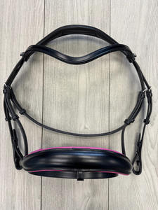 BRIDA DE DRESSAGE INFINITY EN OFERTA, Diseño Auténtico, Cuero Anatómico, Acolchado Rosa con Riendas de Tela para Caballos - Product Image 2