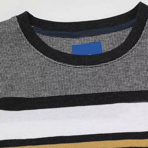 Derniers modèles de vêtements de rue à la mode T-shirt à manches courtes T-shirt Offre Spéciale hommes avec logo imprimé et doublure - Product Image 5