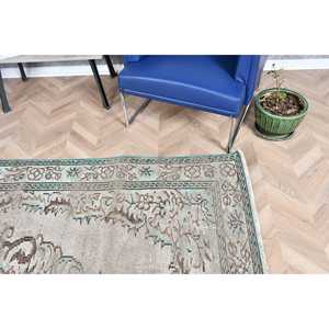5.8x8.7 ft <b>Rug</b>, <b>Vintage</b> <b>Rug</b>, Turkish Gray Wool Bordered <b>Rug</b> - Product Image 5