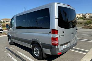 Mercedes-Benz Sprinter 2500 del 2013, usado en buen estado. - Product Image 2