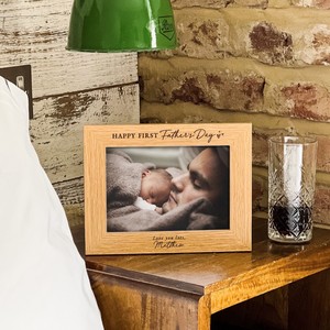 La elegancia se encuentra con la artesanía en una pieza que transforma fotos simples en obras de arte atesoradas diseñadas con amor en la India - Product Image 2