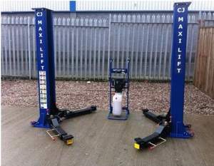 Elevador de Tijera Profesional de 2 Postes CAR CL07 Móvil Maxi, Capacidad de 3 Toneladas, Elevación de 480 kg, Rendimiento Estable, Accionamiento Eléctrico Hidráulico - Product Image 1