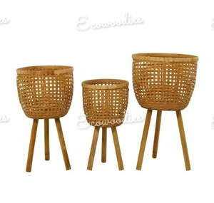 Ensemble de support de panier à plantes en bois naturel et en osier Pots de fleurs et support de jardinière en rotin et bambou avec support de jambe pour plantes de jardin - Product Image 4