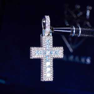 Cruz estilo cadera Moissanite diamante colgante joyería moda fiesta y regalo de boda - Product Image 1