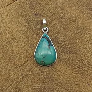 Vente en gros de pierres précieuses Tibet Turquoise Collier avec pendentif en argent sterling 925 Pendentifs à breloque en pierre tombante - Product Image 1