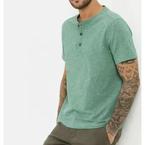 เสื้อยืดกีฬาแขนสั้นของผู้ชายแบบสั่งทำแห้งเร็วคอลูกเรือ100% ผ้าฝ้ายน้ำหนักเบาติดตั้งมาตรฐานสไตล์กริ่ง - Product Image 3