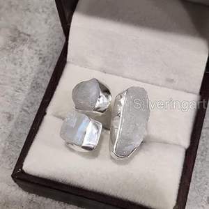 Anillo de Plata de Ley 925 para Mujer, con Piedra Lunar Arcoíris Natural, Piedra de Nacimiento de Junio, Tres Piedras, Ajustable, Hecho a Mano - Product Image 5