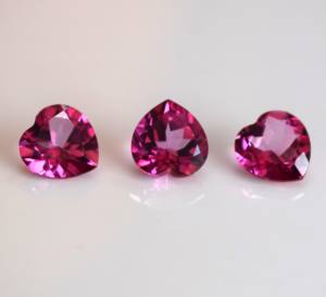 Topaze rose naturelle coeur à facettes de qualité supérieure 8mm bonne qualité-Topaze rose coeur à facettes de qualité supérieure - Product Image 2