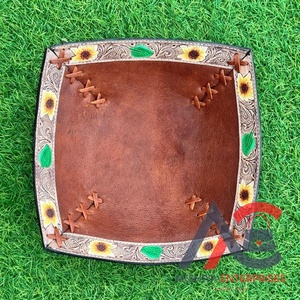 Cuencos Organizadores de girasol de cuero con herramientas más nuevos, bandeja de cuero genuino occidental, artículos decorativos hechos a mano para el hogar, decoración elegante - Product Image 1