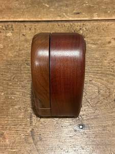 Boîte à bijoux en bois en forme de cœur faite à la main décorative Boîte de rangement pour souvenirs en bois massif rustique Article cadeau - Product Image 4