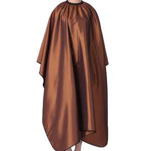 Capa de peluquero profesional con clip metálico ajustable marrón - Product Image 1