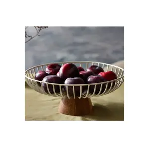 Panier à fruits décoratif de style moderne filaire élégant 2025 avec base en bois, qualité exclusive, métal et bois, prix - Product Image 1