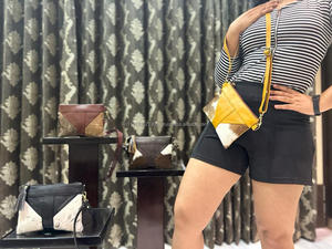 Nouvel arrivage de sacs à main en fourrure de vachette à motifs occidentaux sacs à bandoulière sac à main multi-usages en cuir de haute qualité pour femmes - Product Image 5