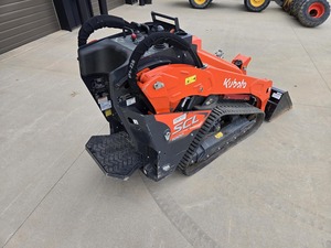 รถตักล้อยางขนาดเล็ก Kubota SCL1000 ปี 2023 พร้อมเครื่องยนต์ดีเซลและแรงยกสูง - Product Image 5