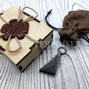 Pendentif triangle en acier damas, pendentif damas, collier damas, damas forgé à la main, bijoux damas, - Product Image 2