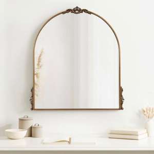 Cadre de miroir en laiton antique exquis avec artisanat de luxe et design intemporel pour les espaces de travail de salon de style vintage - Product Image 6