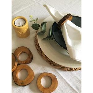 Rond de serviette en bois rustique fait à la main avec finition lisse parfait pour la table à manger de la ferme réception de mariage fête de vacances - Product Image 4