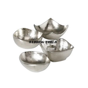 Bol à chocolat en métal doré avec bol à chocolat noir décoratif fait à la main bol à chocolat de luxe design le plus vendu - Product Image 5