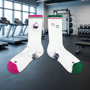 Calcetines Deportivos Coolmax de Diseño Personalizado, Calcetines Ergonómicos Acolchados y Cómodos, Ideales para Deportes, Correr, Golf, Tenis y Uso al Aire Libre - Product Image 1