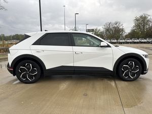 ชื่อสะอาดใช้2023 hyundaii ioniq 5 SE RWD พร้อมส่งถึงบ้าน - Product Image 3