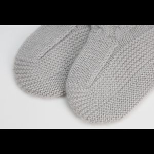 Calcetines de bebé de Cachemira Natural 100%, lujosamente suaves y transpirables para 6-18 meses, calcetines cómodos con cierre de corbata para niños - Product Image 3