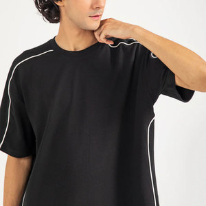 T-shirts personnalisés à épaules tombantes pour hommes T-shirts pour hommes surdimensionnés à la mode - Product Image 4