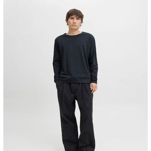 T-shirt à manches longues surdimensionné en coton 100% Col rond Logo personnalisé Tissu tricoté écologique Haute qualité Solide Décontracté OEM - Product Image 2