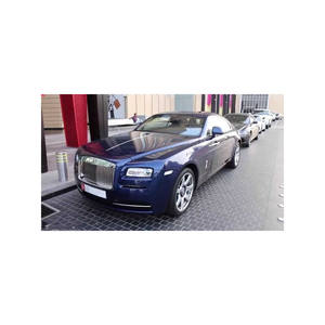 Badge Rolls-Royce Cullinan Black avec garniture en fibre de carbone et accents noirs distinctifs - Product Image 3