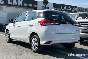 Voiture d'occasion en parfait état <span class=keywords><strong>Toyota</strong></span> <span class=keywords><strong>Yaris</strong></span> E <span class=keywords><strong>2020</strong></span> Prête à être expédiée dans le monde entier - Product Image 5