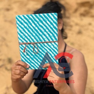 ใหม่จริงทําด้วยมือปกแข็งผ้าปลอดภัยปิดเธรดวารสารBoho VintageปกสีสันUnlinedแผ่นรีไซเคิลไดอารี่ - Product Image 1