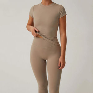 <b>Womens</b> Scoop <b>Neck</b> Plain Fitted Gym <b>T</b> <b>Shirt</b> Short Sleeve 100% Polyester Yoga Training Fitness <b>T</b> <b>Shirt</b> for Sports for <b>Women</b> - Product Image 2