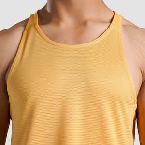 เสื้อกล้ามผู้ชายสไตล์ฮิปฮอปสตรีทแฟชั่น รับผลิตตามสั่ง พิมพ์ลายกราฟิกตามต้องการ ผ้าคอตตอนผสมโพลีเอสเตอร์เนื้อนุ่ม ไม่มีแขน สำหรับเล่นกีฬา รับผลิตแบบ ODM - Product Image 3