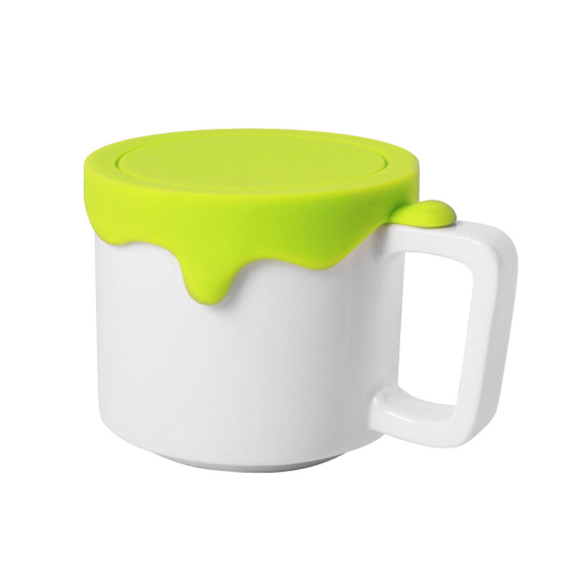 สีเขียว