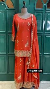 Heavy Designer Party and Casual Wear Chinon Silk Totalmente hilo y secuencia Bordado Top y Palazzo con Dupatta bordado - Product Image 5