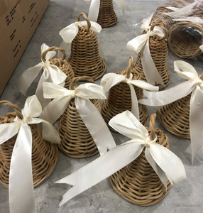 Adorno navideño de malla de ratán duradero para una decoración festiva encantadora, pieza navideña finamente tejida a mano de Vietnam - Product Image 3