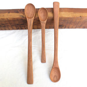 Cuillère en bois d'acacia écologique meilleure vente en gros cuillères à soupe de dîner naturelles cuillères à manger en bois - Product Image 1