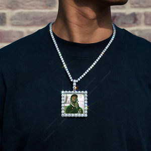 Breloque de fête style tendance pour homme Nouveau pendentif hip hop en or blanc 10kt étincelant entièrement glacé pendentifs fins en moissanite - Product Image 3