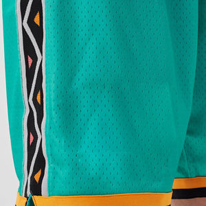 Short en maille de basket-ball classique pour hommes Broderie de vêtements de sport en coton écologique Poches solides Option vierge à bas prix disponible - Product Image 2