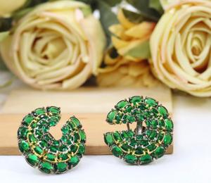 Aretes de Plata de Ley con Moissanita, Elegantes y de la Mejor Calidad, Diseño Moderno y de Tendencia para Bodas y Eventos - Product Image 1