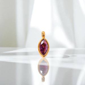 Pendentif à breloques en pierres précieuses Marquise Améthyste Quartz-Pendentif pour femme en argent plaqué or 925-Collier de fabrication de bricolage en gros - Product Image 1