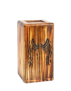 Urnas de madera quemadas antiguas para cenizas humanas Urna de cremación de madera de pino grande para adultos para entierro de cenizas (ala de Ángel de 250 pulgadas cúbicas) - Product Image 4