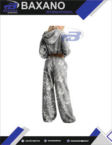 ชุดเซ็ตเสื้อฮู้ดและกางเกงพิมพ์ลายทั้งตัวสำหรับผู้หญิง น้ำหนักเบา เหมาะสำหรับฤดูหนาว สวมใส่สบาย ทรงปกติ ชุดลำลองสองชิ้น ลายอนิเมะ - Product Image 5