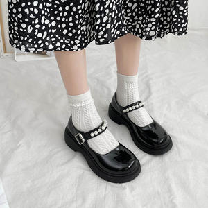 รองเท้าสไตล์ฝรั่งเศสแบบแมรี่เจนรุ่นล่าสุดสำหรับฤดูใบไม้ผลิและฤดูร้อน รองเท้าส้นเตี้ยหนังพื้นหนาสไตล์อังกฤษแบบเรโทร รองเท้าส้นสูงหวานๆ เท่ๆ - Product Image 2