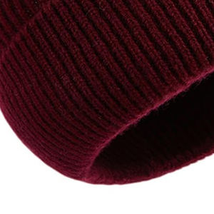 Gorro de Calidad Premium 100% Acrílico, Gorro de Punto Acanalado con Logo Personalizado, Gorro de Invierno Cálido con Etiqueta, Gorro Unisex - Product Image 5