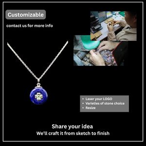 Colgante Simbólico de Trébol de Cuatro Hojas en Plata 925 |   Calcedonia Natural y Tsavorita |   Joyería Personalizada OEM |   Cantidad mínima de pedido: 1 pieza - Product Image 4