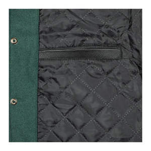 แจ็คเก็ตวาร์ซิตี้ผู้ชายแบบใหม่ล่าสุดสำหรับฤดูหนาว สไตล์ลำลอง ผ้าแคนวาสแห้งเร็ว มีฮู้ด สตรีทแวร์ - Product Image 3